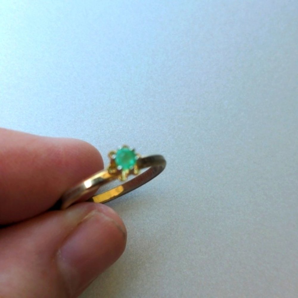 Vintage handmade ring with Colombian emerald stone, size 6 - Picture 2 of 11